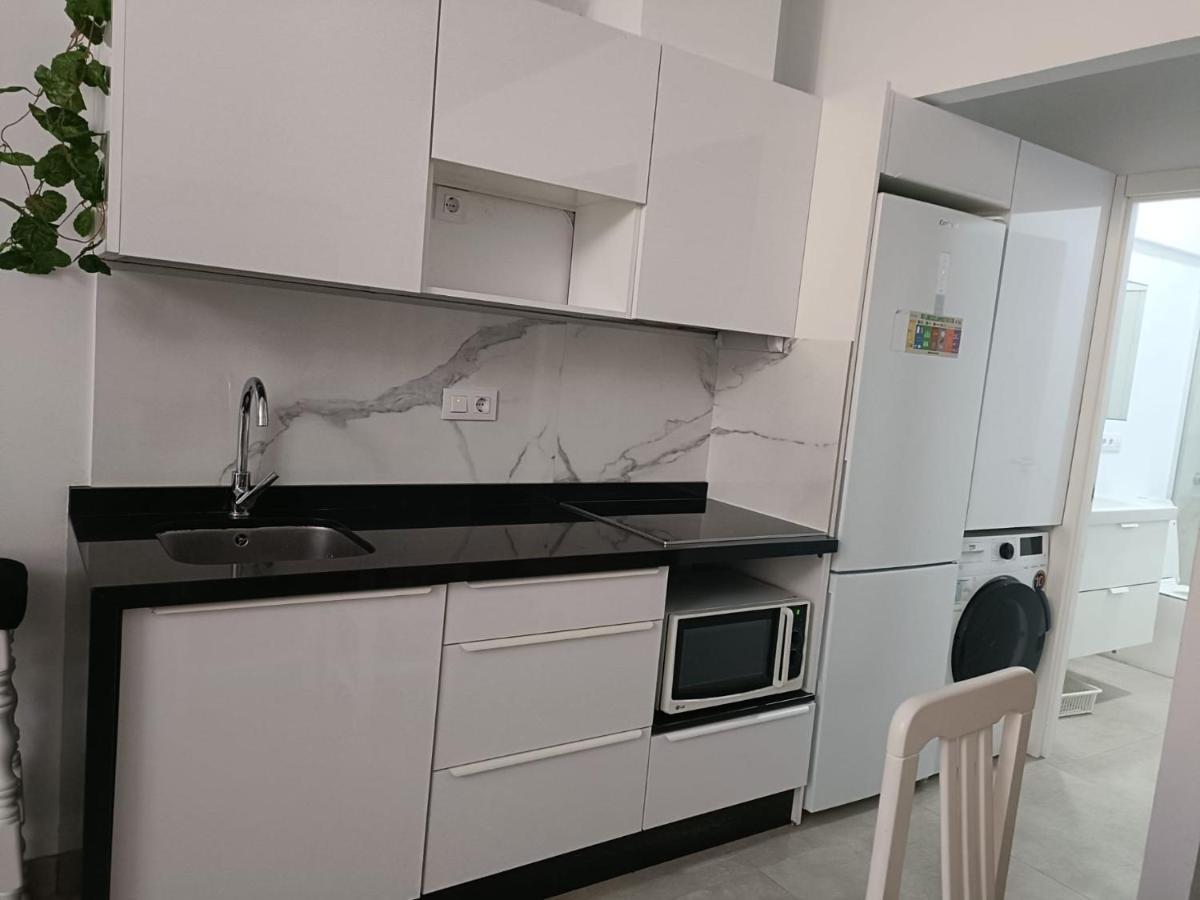 Emilio De La Cerda Huelin Apartment Malaga Luaran gambar
