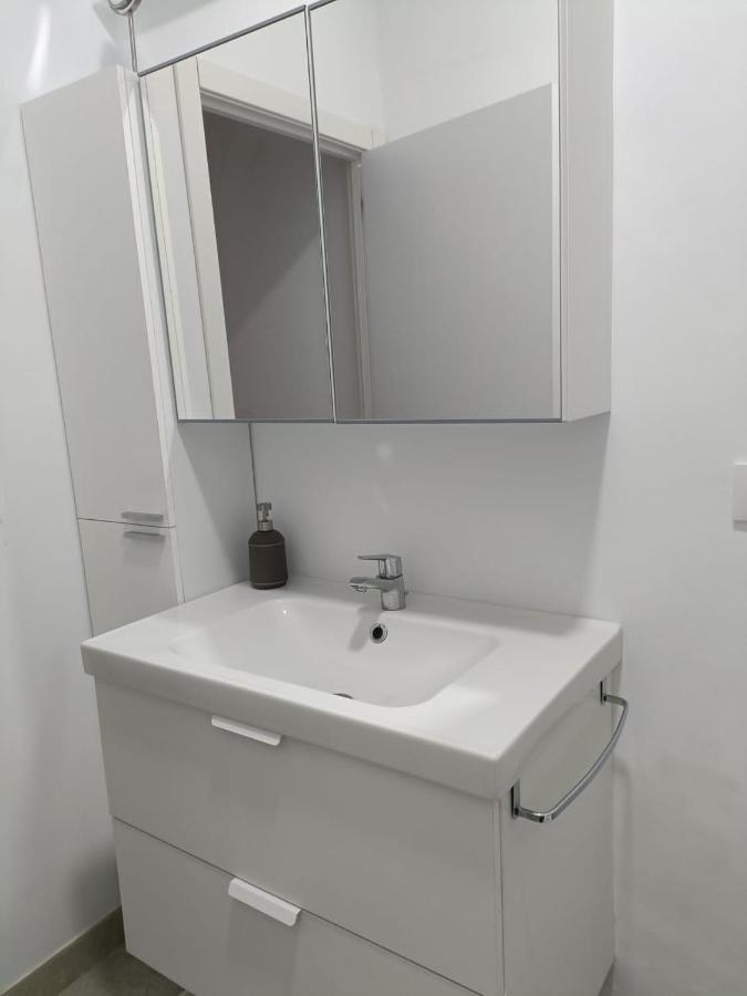 Emilio De La Cerda Huelin Apartment Malaga Luaran gambar